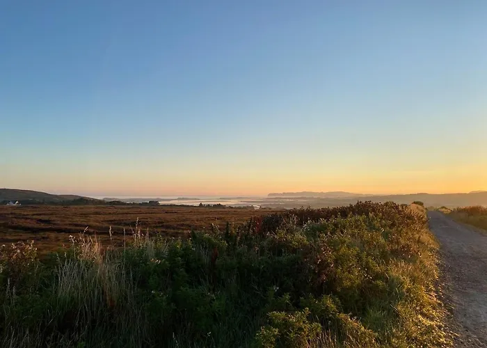 Teach Nora 펜션 도니골